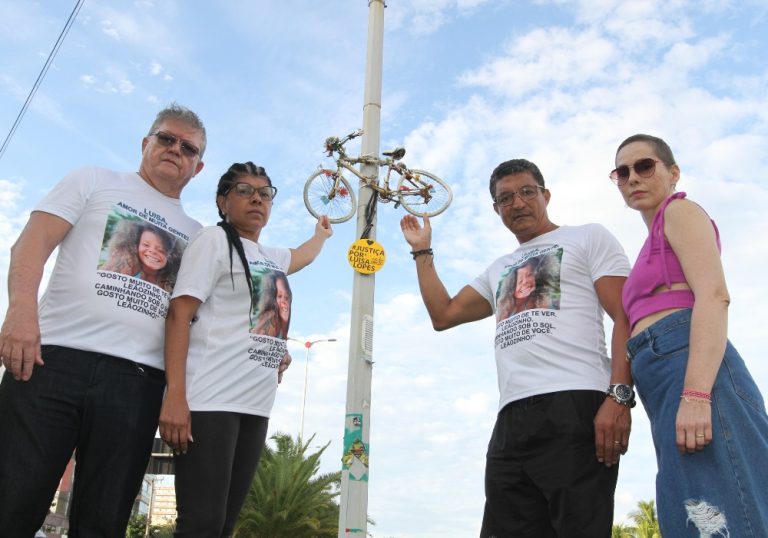 Família de jovem atropelada há 1 ano espera por justiça