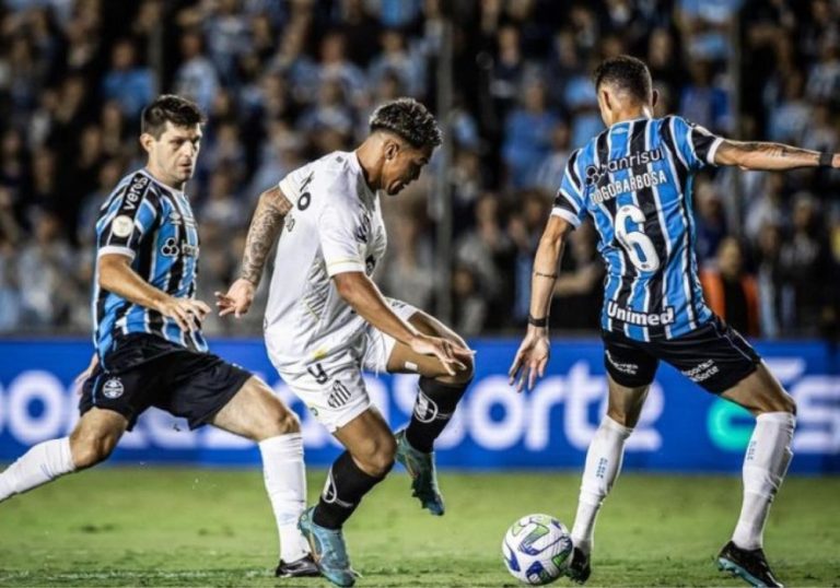 Santos tem Soteldo expulso e perde para o Grêmio na estreia do Brasileiro