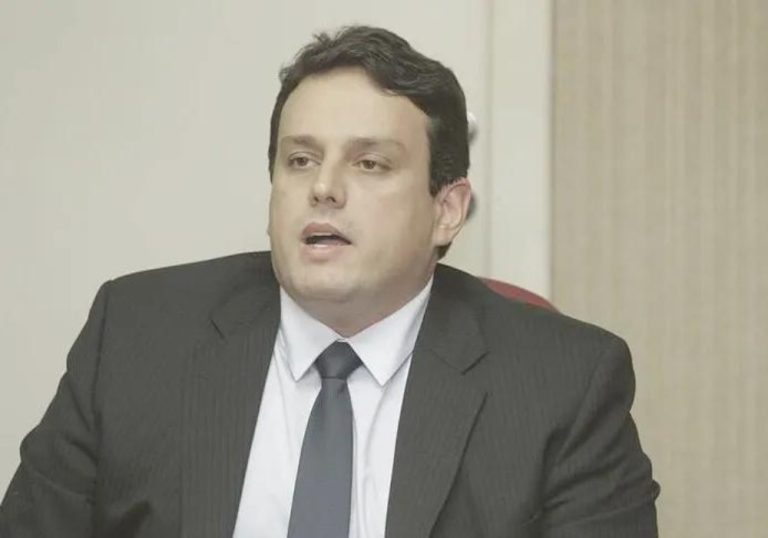 “Ele matou as crianças”, diz delegado que investigou Georgeval
