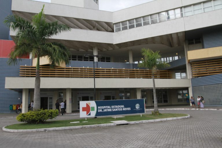 Idoso de Minas Gerais é diagnosticado com raiva humana e está internado no ES