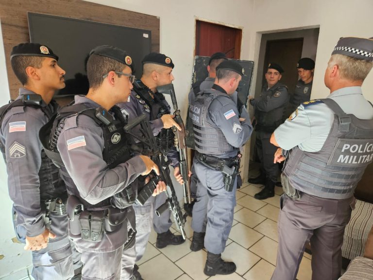 Criança feita refém pelo tio é resgatada pela polícia no ES