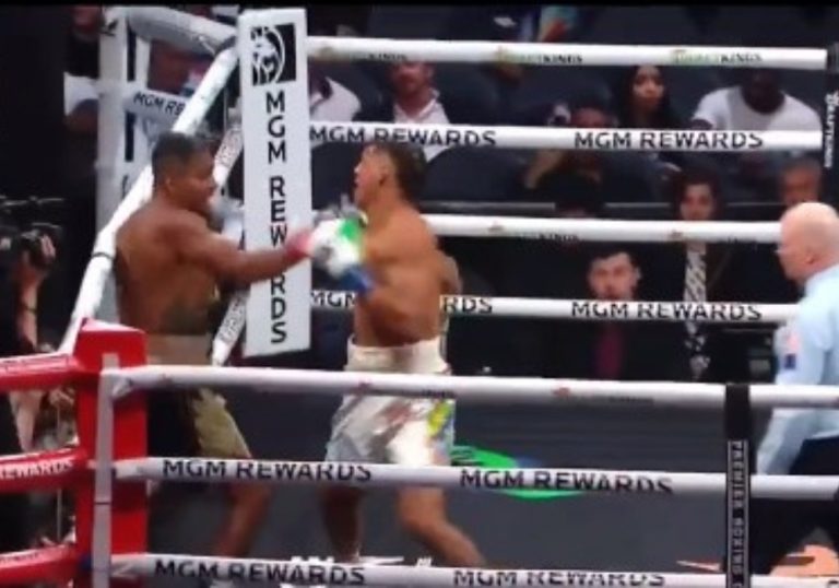 Yamaguchi Falcão é nocauteado por cubano em disputa por título mundial