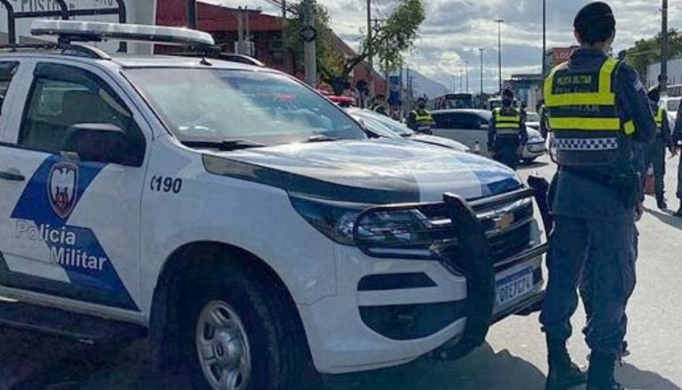 Homem é preso após jogar paralelepípedo na cabeça da ex-mulher em Vitória