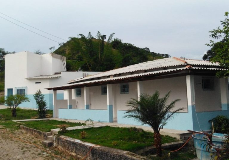 Oito detentos em recuperação fogem da Apac de Cachoeiro