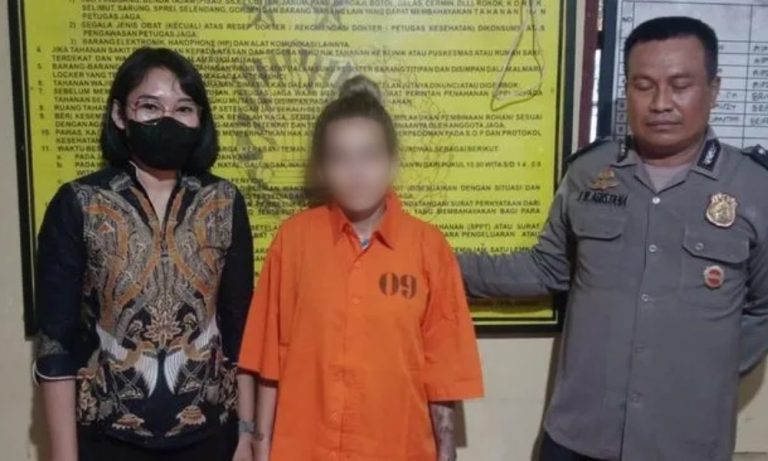 Brasileira presa por tráfico na Indonésia tenta evitar pena de morte