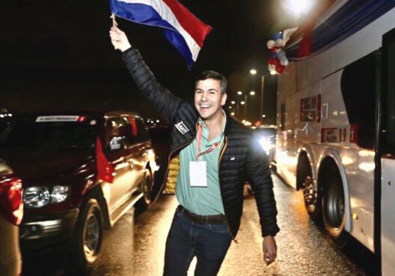 Quem é Santiago Peña, o novo presidente do Paraguai