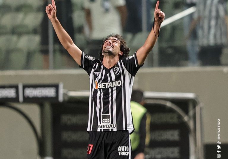 Hulk perde pênalti, mas Atlético-MG bate Alianza e vence a 1ª na Libertadores