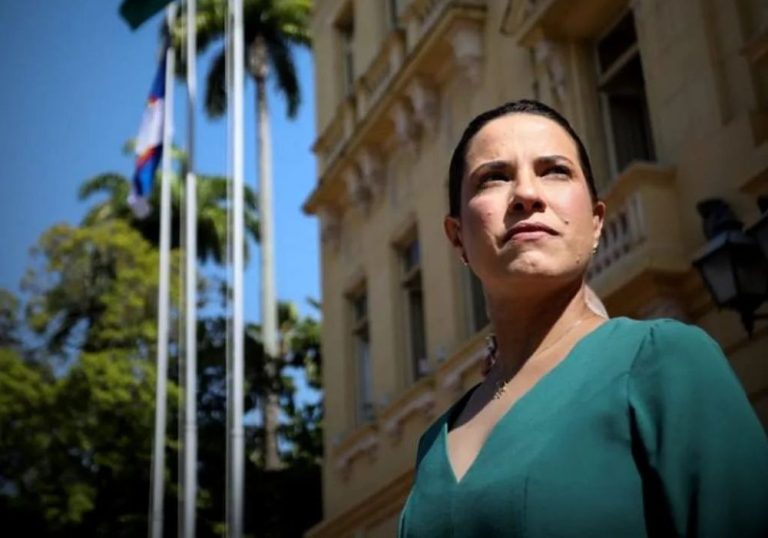 “Gabaritei todo tipo de violência política”, diz Raquel Lyra a empresários