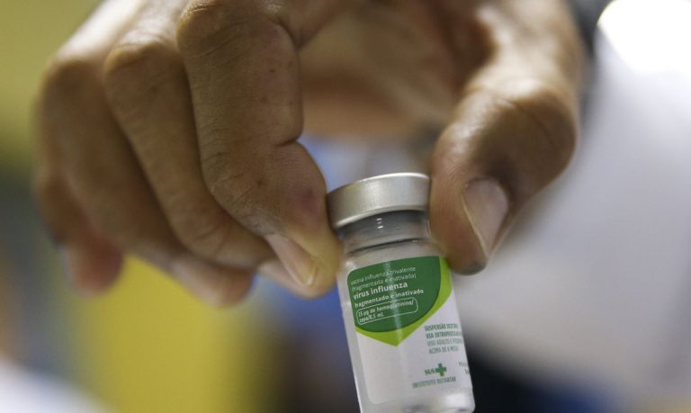 Campanha de vacinação contra gripe imunizou apenas 25% do público