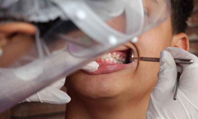 Programa que garante tratamento odontológico pelo SUS é relançado no País