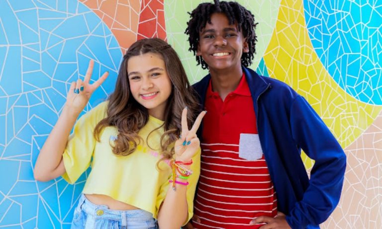 É hora de se apaixonar por Romeu e Julieta!