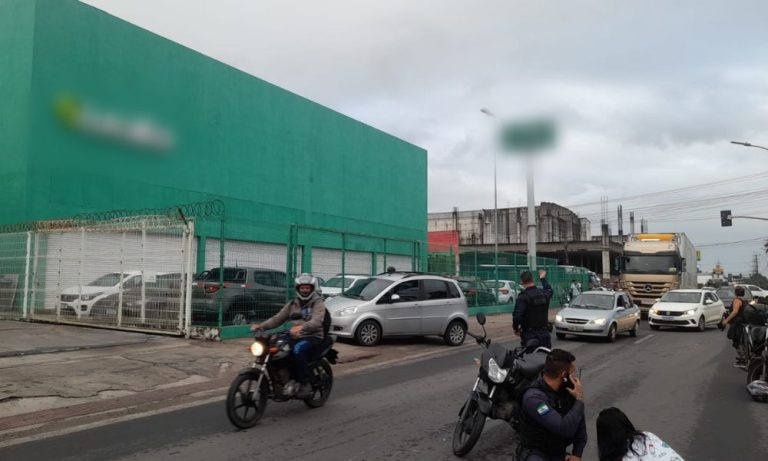 Serra: motociclista morre após ser atropelado por caminhão na BR-101