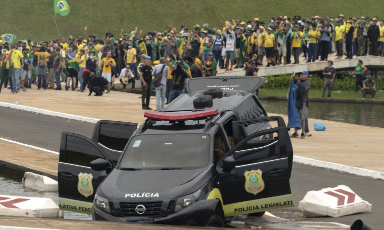 STF julga mais 250 denunciados por atos de Brasília