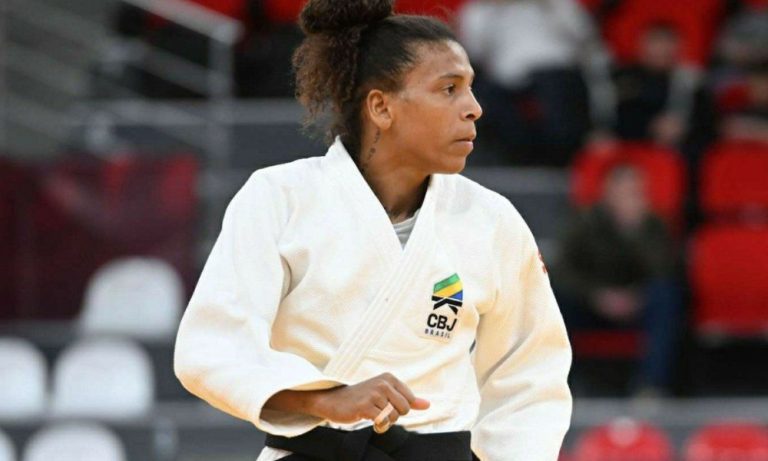 Campeã olímpica Rafaela Silva é eliminada na estreia do Mundial de Judô