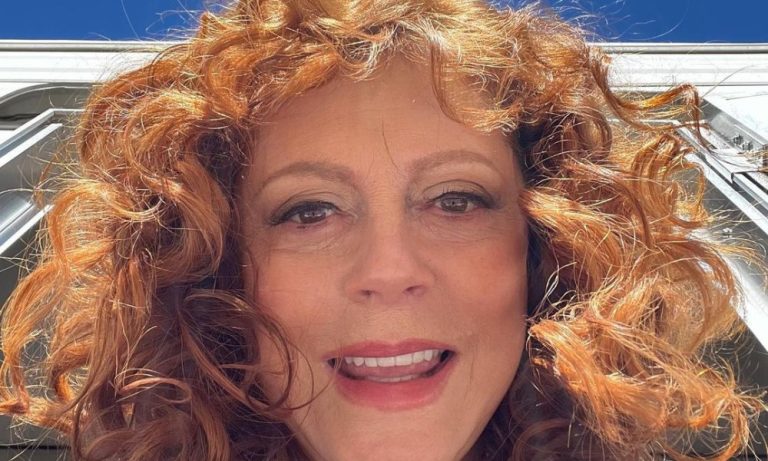 Susan Sarandon é presa em protesto por salários justos nos Estados Unidos