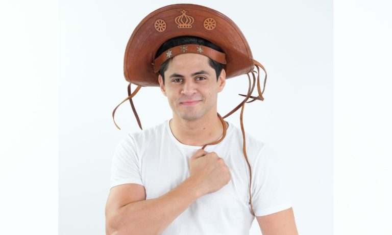Dose tripla de humor com Lucas Veloso na Grande Vitória