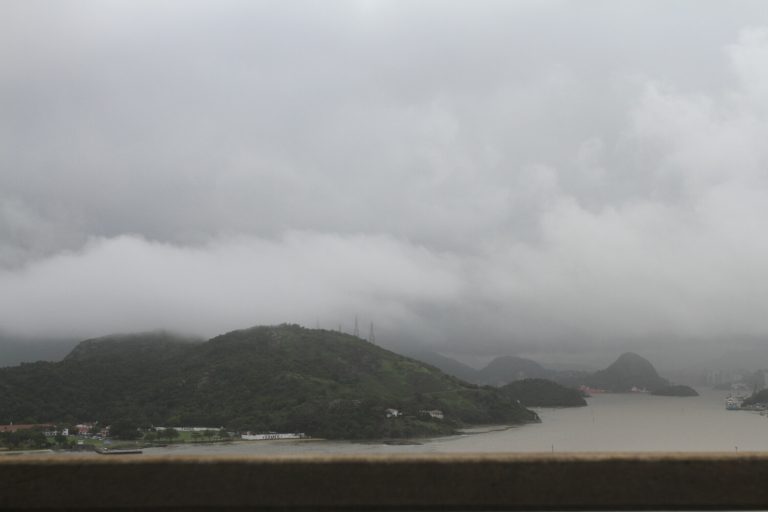 Semana deve ser de céu nublado e pancadas de chuva no ES. Veja previsão
