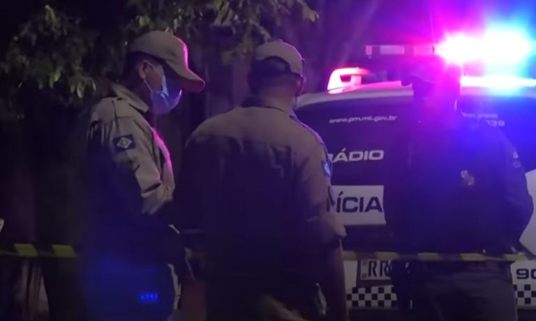 Adolescente mata irmão a facada durante discussão por pipoca