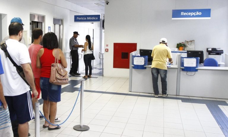 Governo vai liberar perícia a distância no INSS para tirar 21.937 da fila
