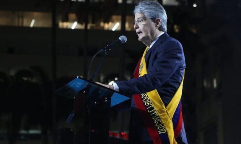 Equador: presidente fecha Parlamento e convoca eleições para evitar impeachment
