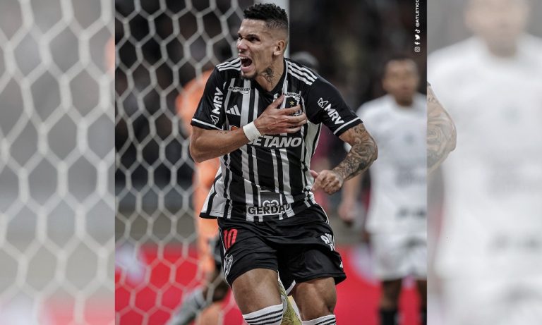 Paulinho brilha, Atlético-MG fura retranca e afunda Corinthians em BH