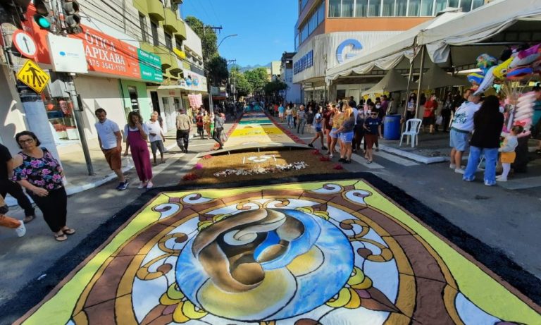 Três mil voluntários preparam festa de Corpus Christi em Castelo