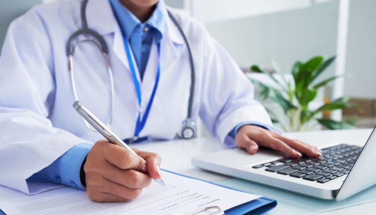 Mais Médicos lança edital com 5.970 vagas