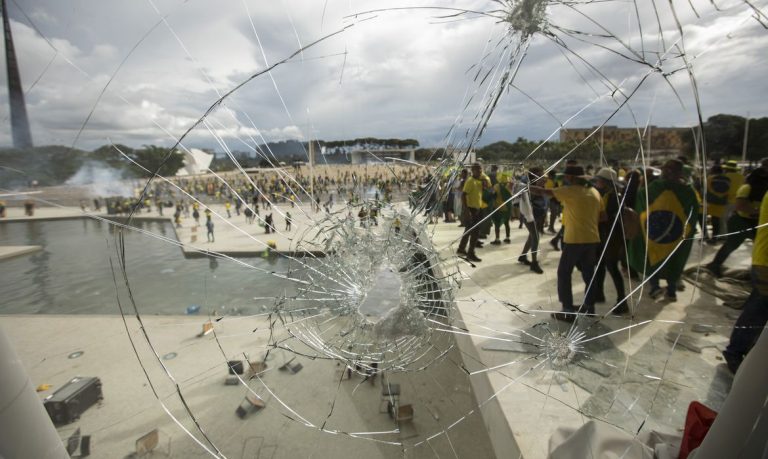 STF inicia julgamento de mais investigados em ataques de Brasília
