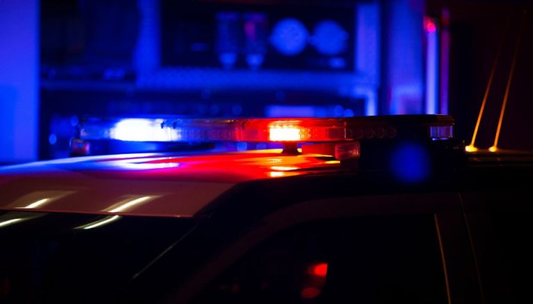 Mulher é assassinada na frente da filha de seis anos em MG