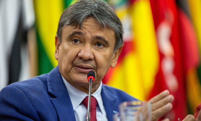 Não dá para cuidar dos pobres com juros neste tamanho, afirma ministro