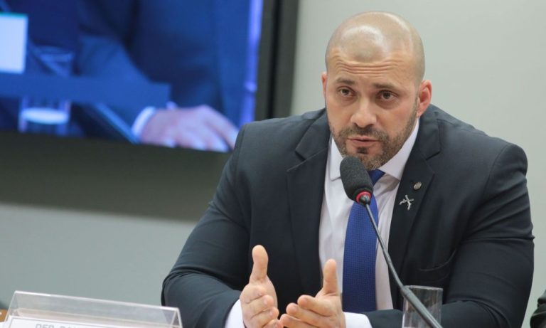 Alexandre de Moraes determina execução da condenação de Daniel Silveira