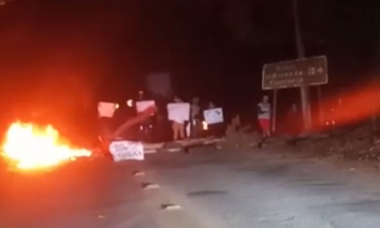Rodovias em Aracruz são bloqueadas por indígenas durante protesto