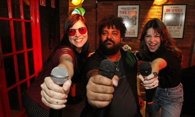 Artistas capixabas dão adeus à estrela do rock