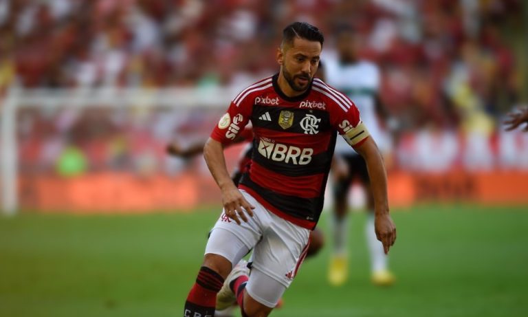 Flamengo vence Goiás com golaço e sai do Z4 do Brasileiro; Pedro se machuca