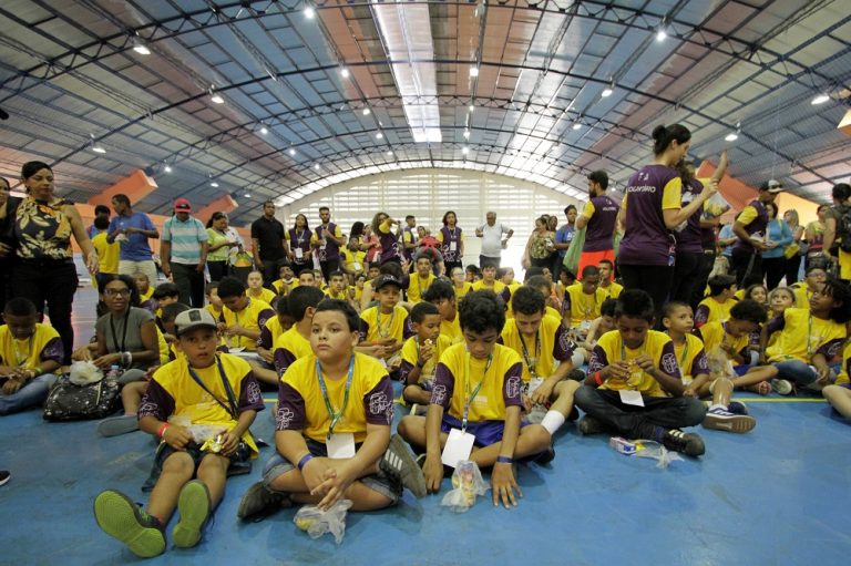 Recife sedia campeonato de Futmesa e festivais Paralímpico e da Pessoa Idosa