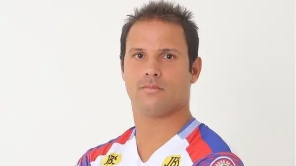 Ex-jogador do Náutico morre aos 35 anos