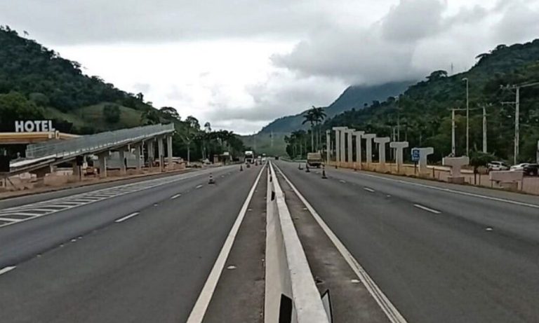 Guarapari: reforma de passarela causa interdição na BR-101 neste domingo