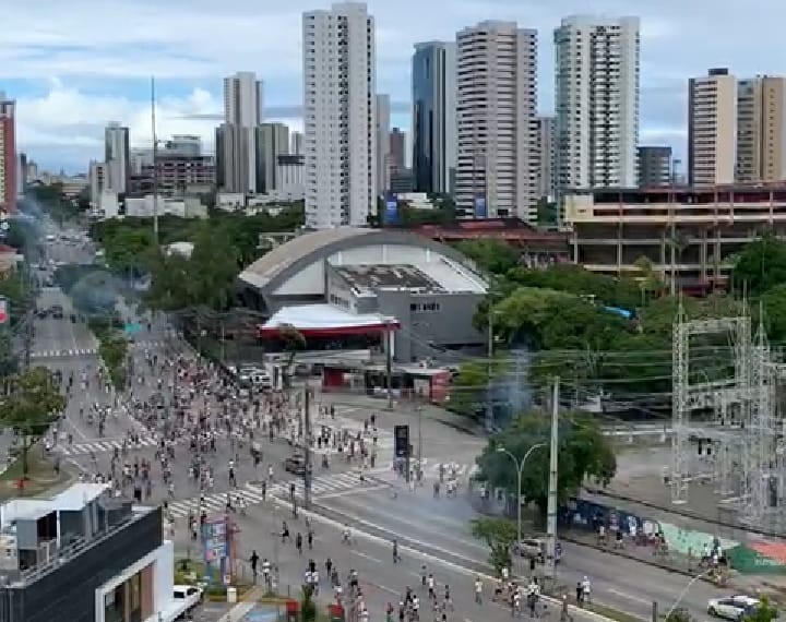 Torcidas organizadas voltam a causar terror no Recife