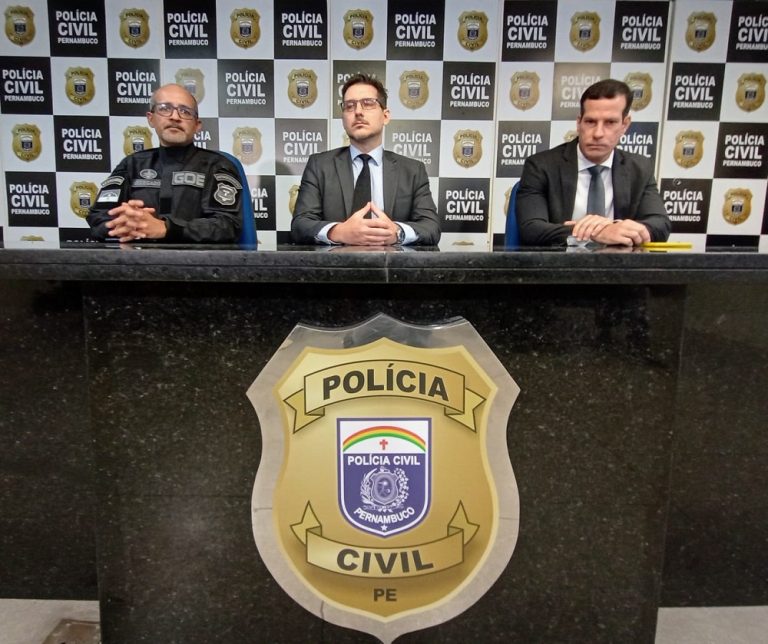 PMs suspeitos de roubar droga e ainda cobrar propina de traficantes