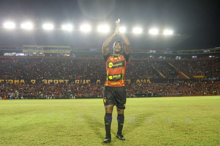 Sport goleia o ABC por 4×1 e faz noite de festa na Ilha do Retiro