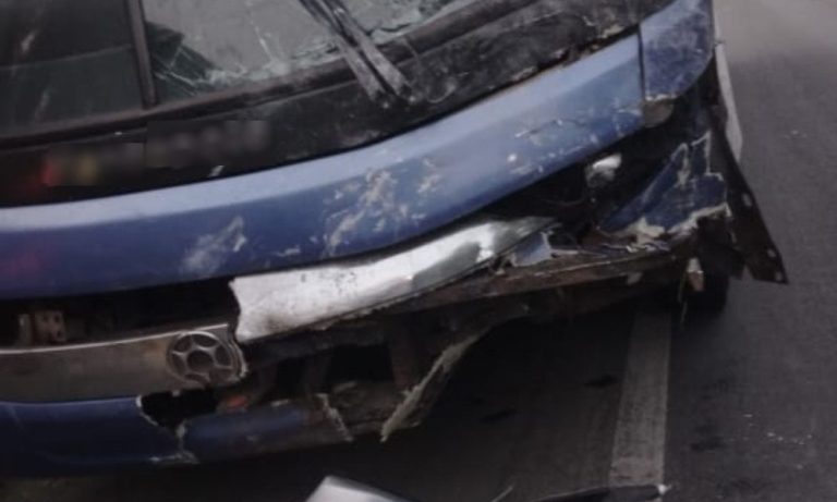 Acidente na Bahia entre carro e ônibus que saiu do ES deixa 6 mortos