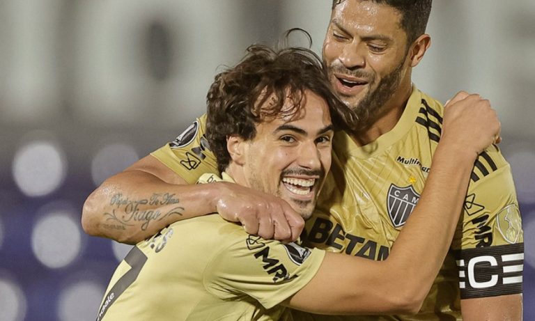 Atlético-MG busca empate e avança em 2º do grupo na Libertadores