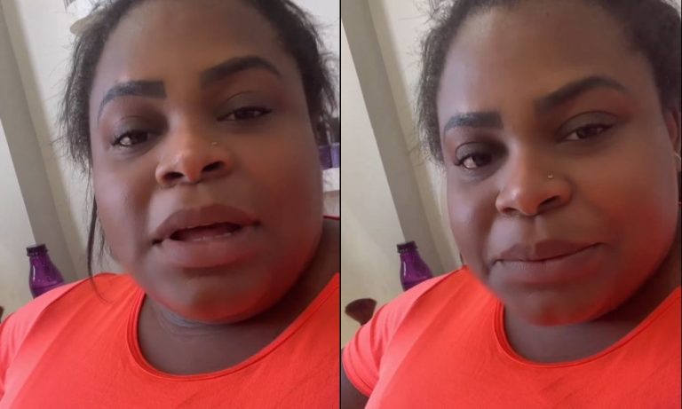 Emocionada, Jojo Todynho anuncia afastamento das redes sociais