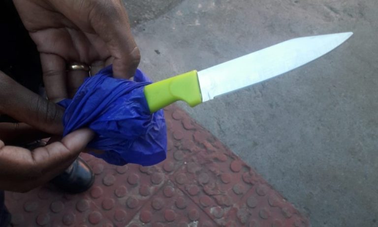 “Estava com fome”, diz homem preso comendo pastel após esfaquear mulher no ES