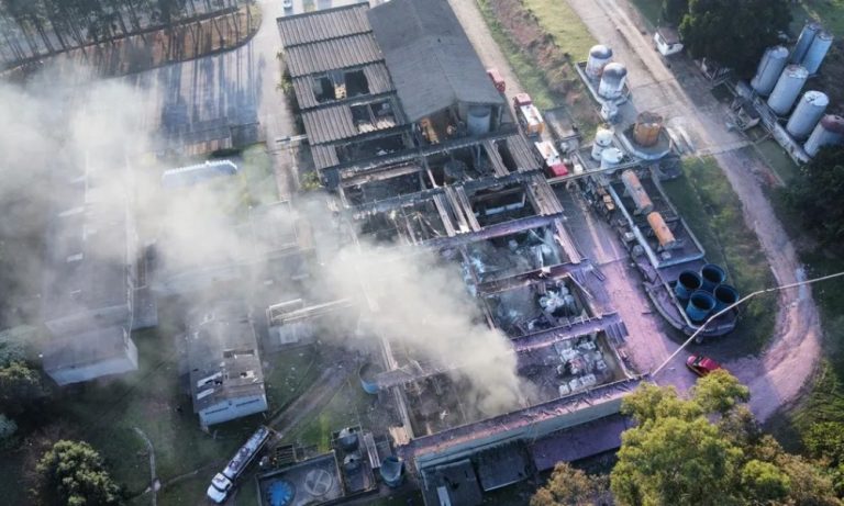 Explosão em fábrica de resinas deixa pelo menos seis feridos em SP