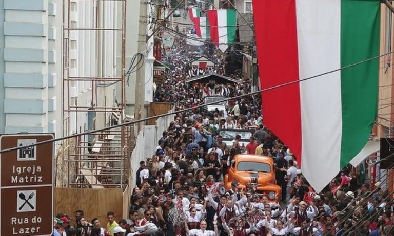 Festa italiana e Carretela em Santa Teresa