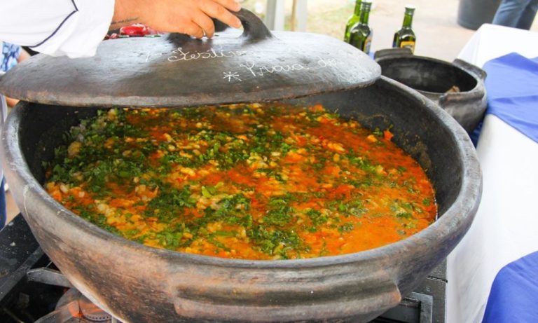 Festival com a maior moqueca do mundo acontece nesta sexta no ES