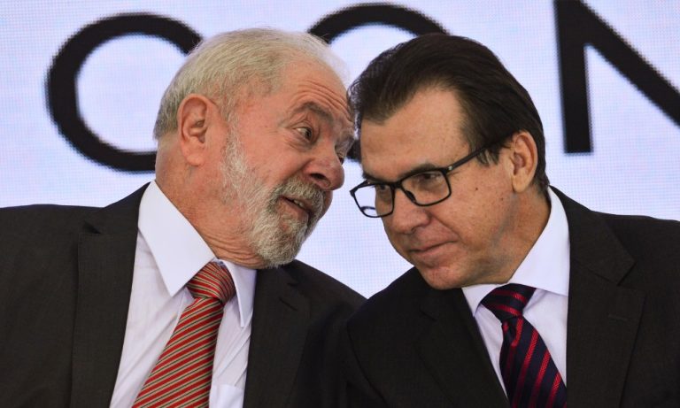 Governo quer rever reforma trabalhista ainda este ano