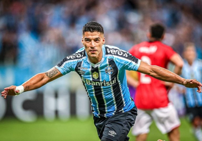 Grêmio se sensibiliza com Suárez e já prepara ambiente para aposentadoria