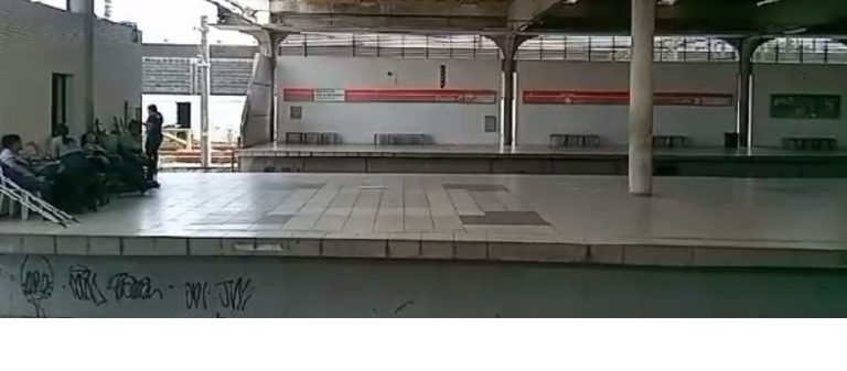 Incêndios em rede elétrica paralisam estações do Metrô no Recife